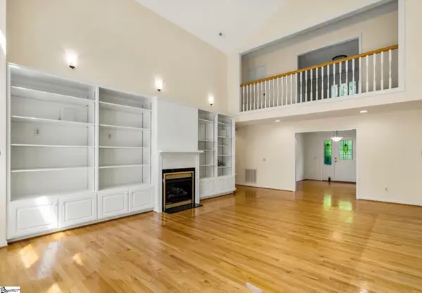 208 Oak Hollow Court, Seneca, SC 29672