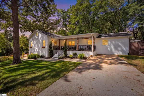 2 Prancer Avenue, Greenville, SC 29605