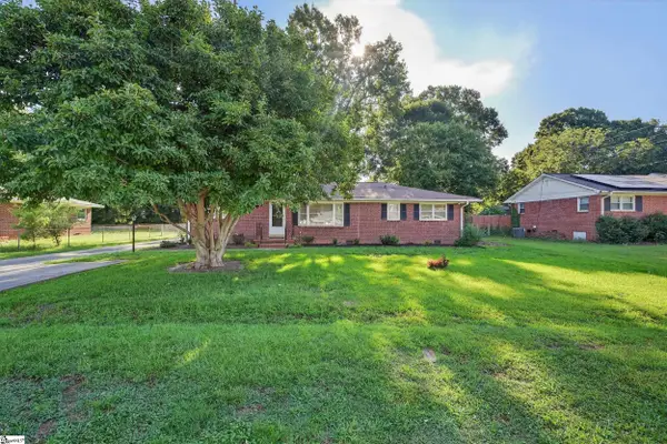 106 Keloy Street, Spartanburg, SC 29301