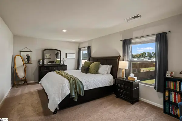 208 Sunningston Court, Fountain Inn, SC 29644