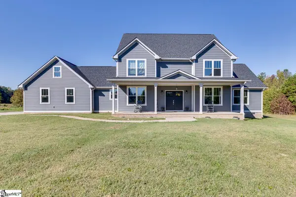 118 Tall Pines Road, Fountain Inn, SC 29644