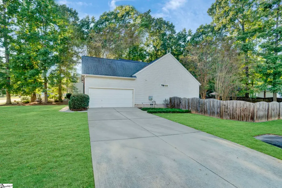 521 Scarlet Oak Drive, Fountain Inn, SC 29644 - #2