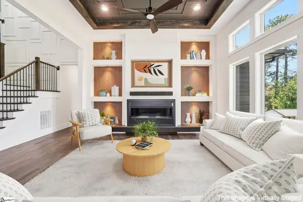 44 Village Crest Drive, Greenville, SC 29607