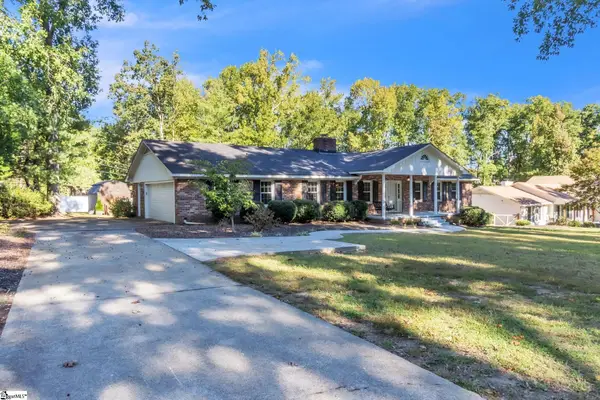 210 W Fernwood Road, Simpsonville, SC 29681