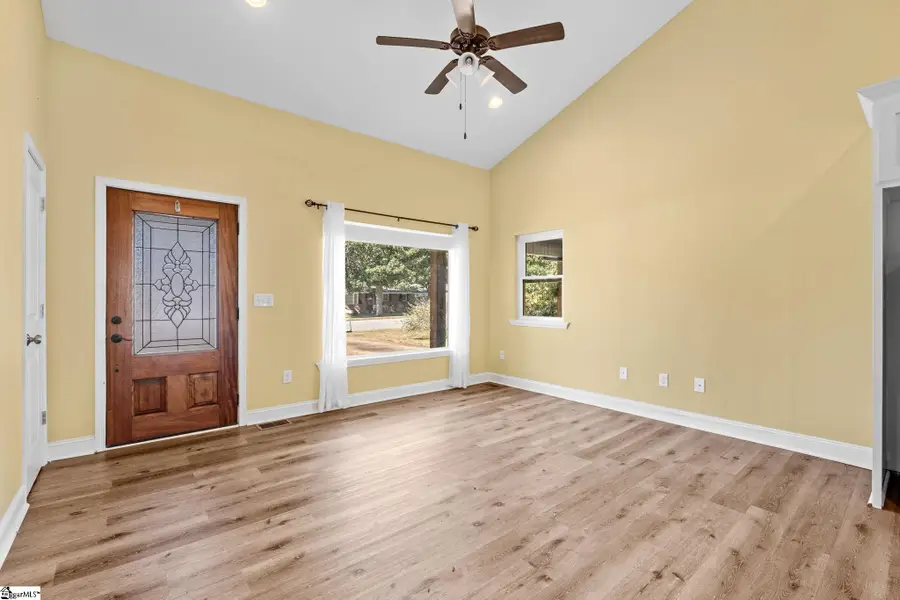 256 High Street, Spartanburg, SC 29306 - #2