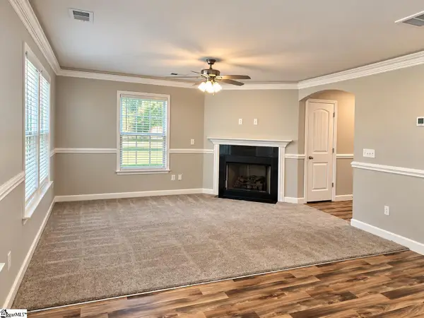 418 Bud Farmer Place, Inman, SC 29349