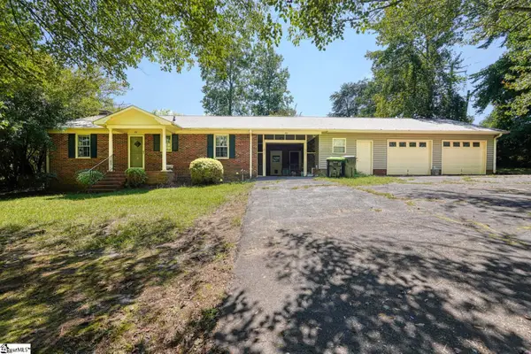 100 Carpenter Drive, Landrum, SC 29356