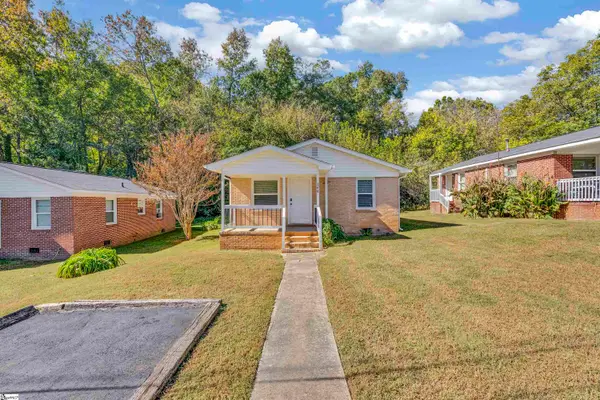 208 Victor Court, Greer, SC 29651