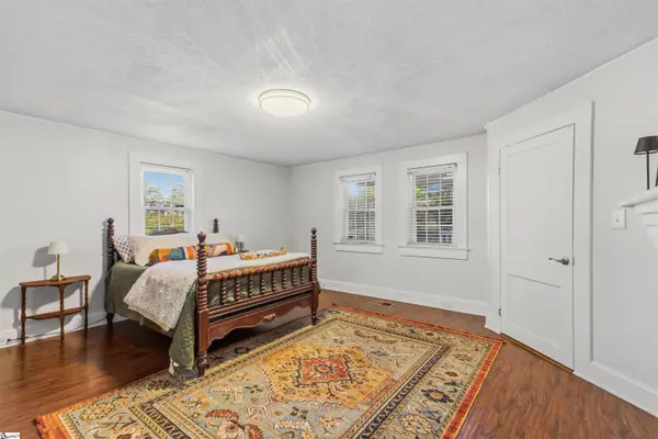 556 Lowndes Hill Road, Greenville, SC 29607