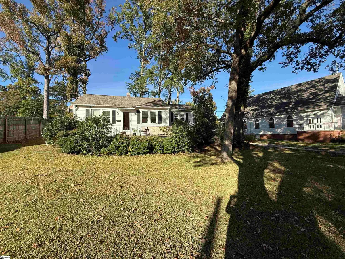 503 Calvert Avenue, Clinton, SC 29325 - #1