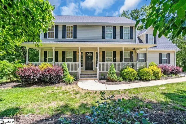 500 E Mountain Creek Road, Taylors, SC 29687