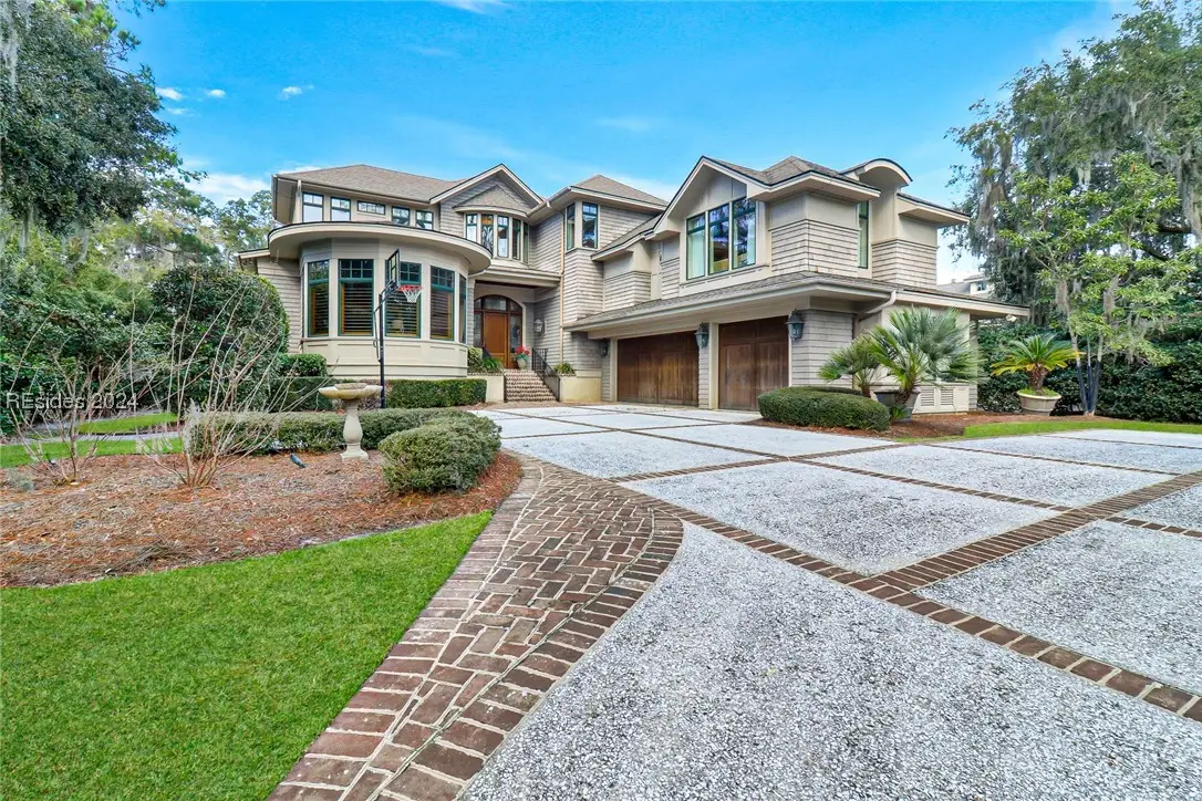 11 N Calibogue Cay Road, Hilton Head Island, SC 29928 - Image #1