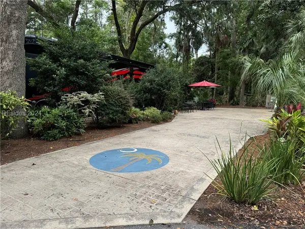 133 Arrow Rd #122, Hilton Head Island, SC 29928