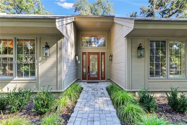 11 Dahlgren Lane, Hilton Head Island, SC 29928