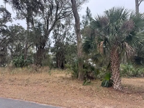 22 S Range Overlook, Daufuskie Island, SC 29915