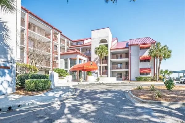 100 Helmsman Way #212, Hilton Head Island, SC 29928