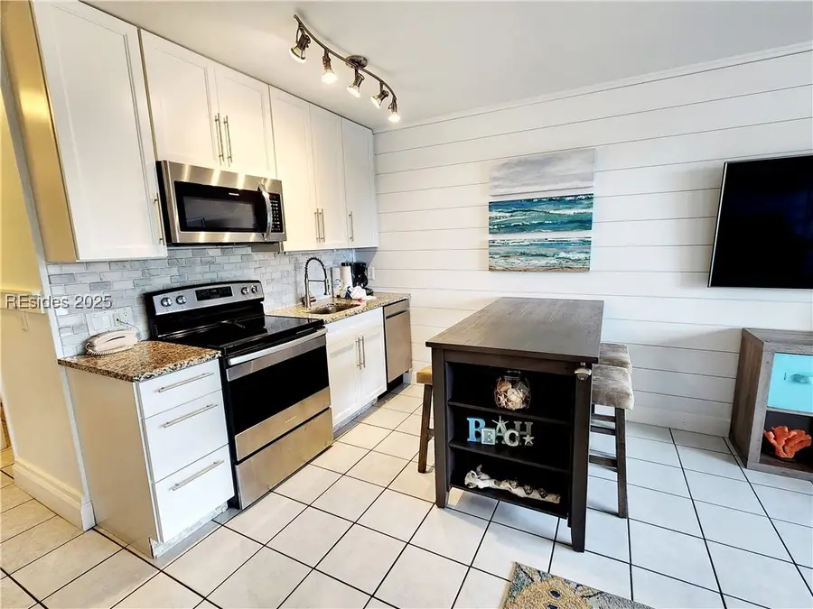 40 Folly Field Road #B223, Hilton Head Island, SC 29928 - #2