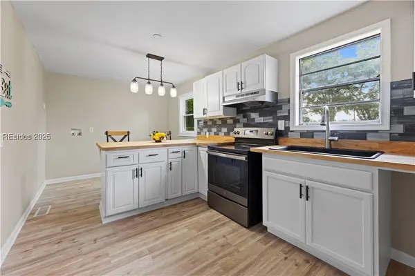 121 Harrison Street, Varnville, SC 29944