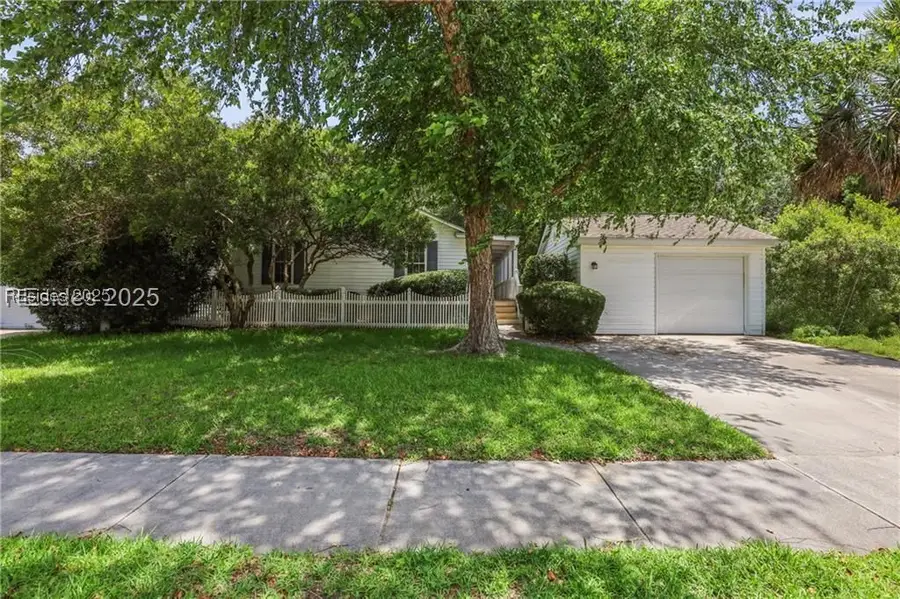 10 Chipwood Lane, Bluffton, SC 29910 - Image #2