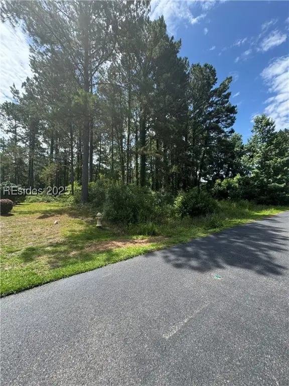 28 Ferebee Court, Bluffton, SC 29910 - Image #3