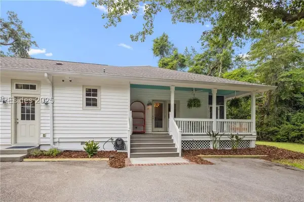 15 Palmetto Beach Drive, Bluffton, SC 29910