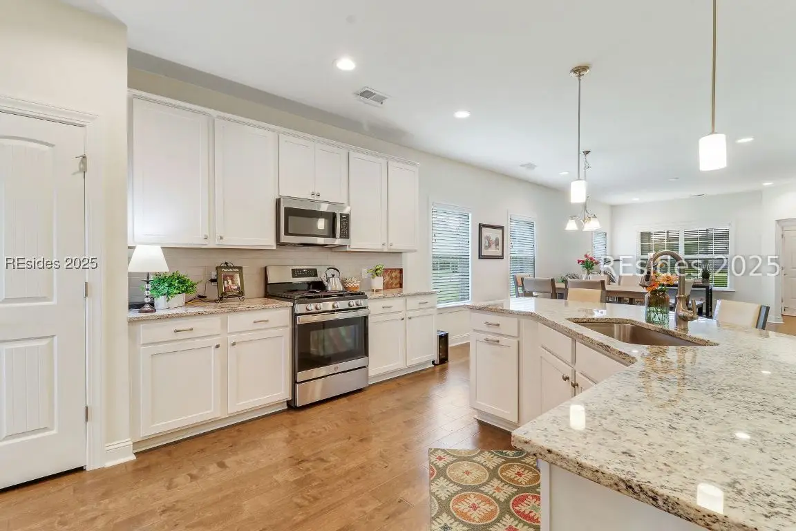 112 Hawthorne Lane, Hardeeville, SC 29927 - Image #1