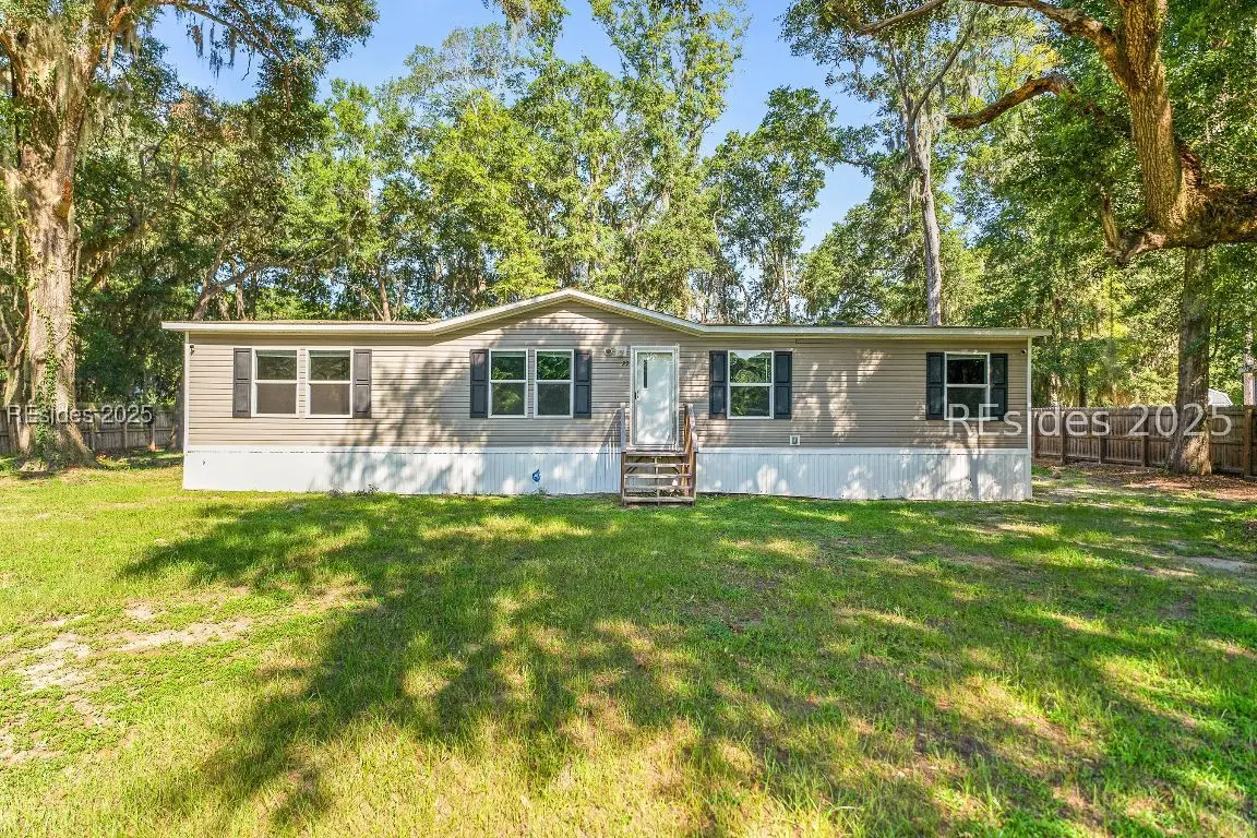 27 Ruelle Du Belle, Beaufort, SC 29907 - Image #1