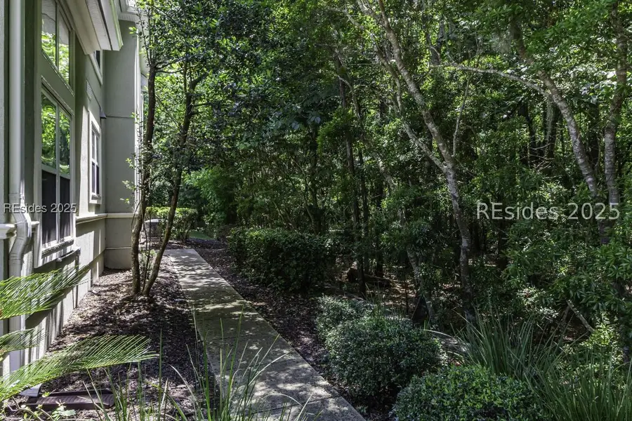 223 Farnsleigh Avenue, Bluffton, SC 29910 - Image #2