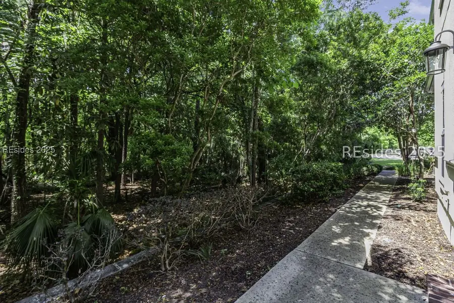 223 Farnsleigh Avenue, Bluffton, SC 29910 - Image #3