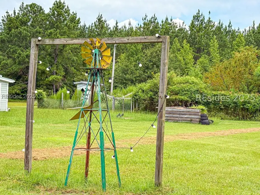 399 Pineland Estates Road, Pineland, SC 29934 - Image #3