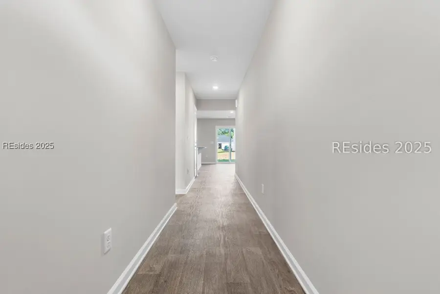 296 Live Oak Road, Ridgeland, SC 29936 - Image #2