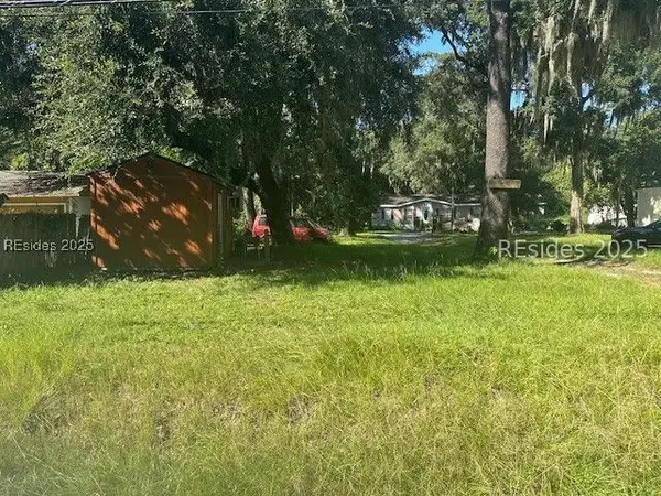 34 Glaze Drive, Beaufort, SC 29906