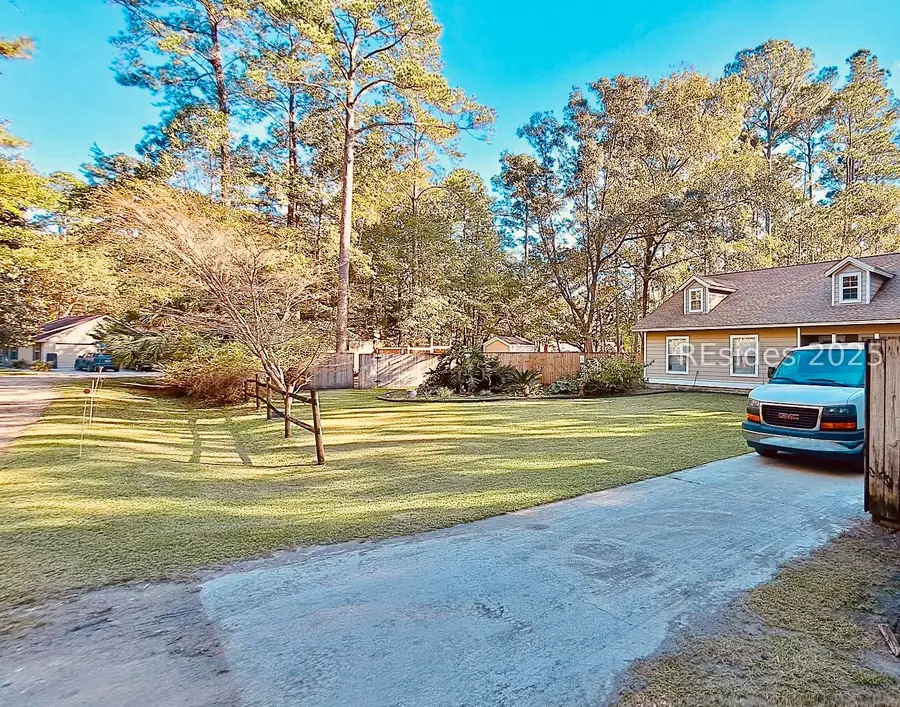 12 Mitchell Court, Bluffton, SC 29910 - Image #2