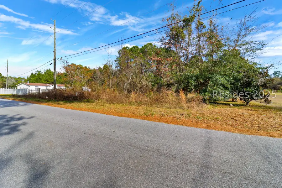 547 Broad River Boulevard, Beaufort Port Royal, SC 29906 - Image #2