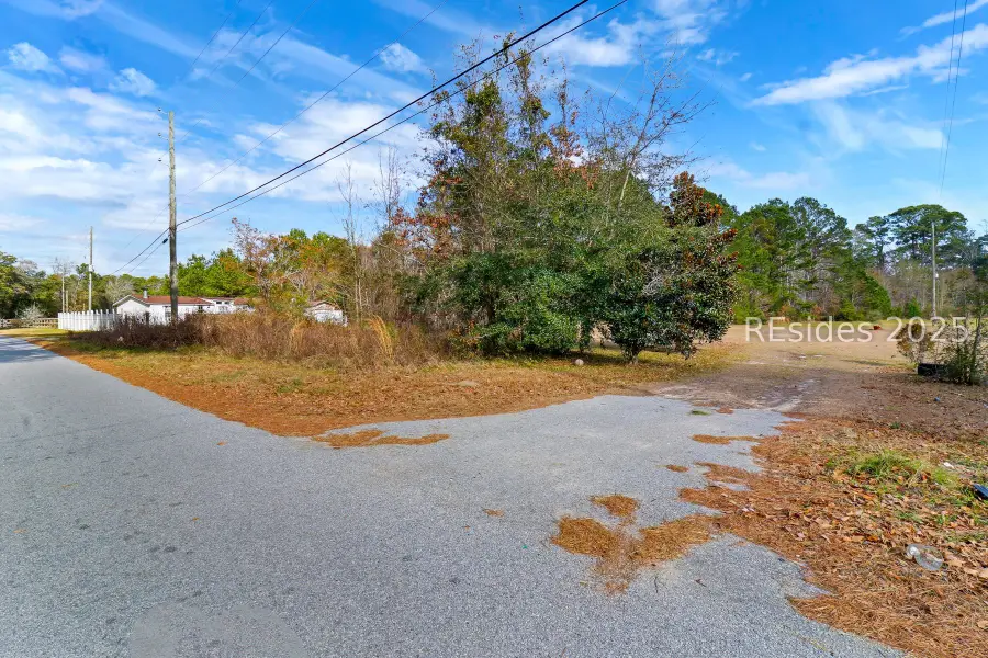 547 Broad River Boulevard, Beaufort Port Royal, SC 29906 - Image #3