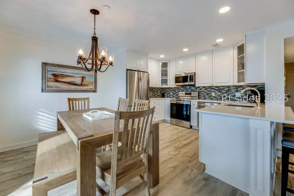 40 Folly Field Road #337, Hilton Head Island, SC 29928