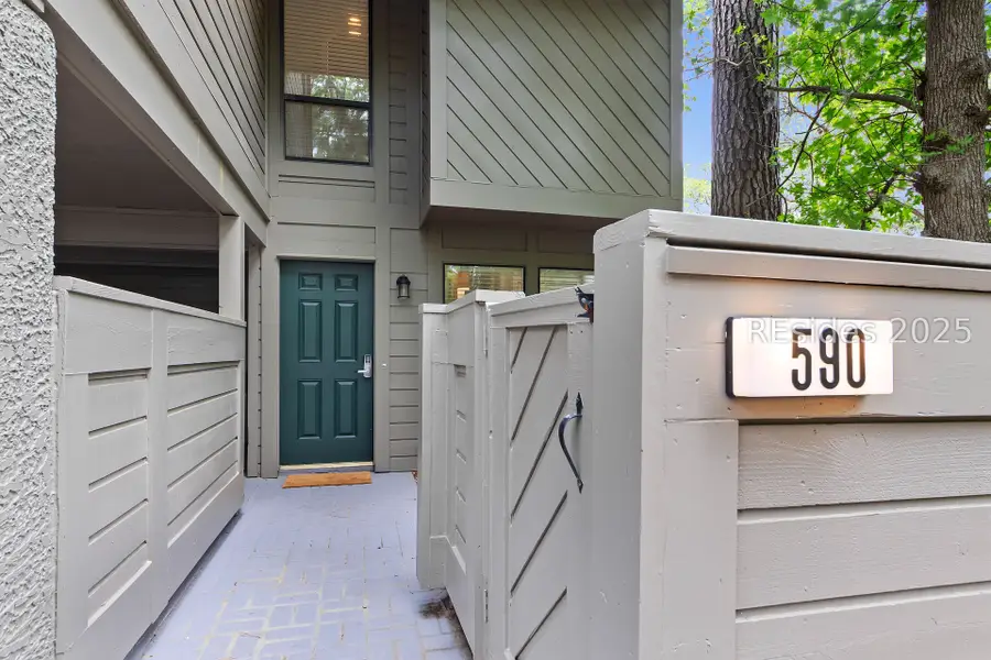 124 N Sea Pines Dr #582, Hilton Head Island, SC 29928 - Image #2