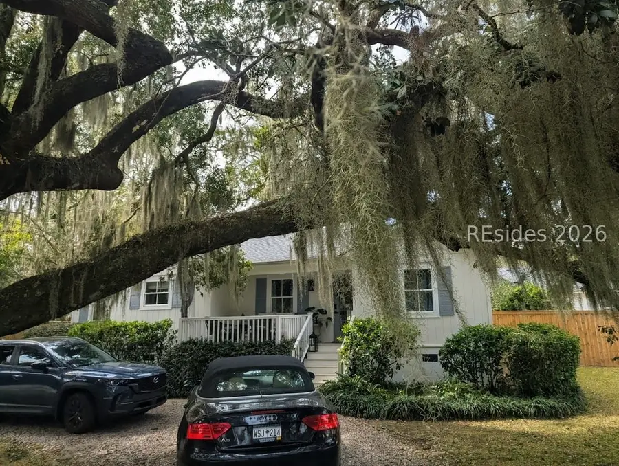 2100 Pigeon Point Road, Beaufort, SC 29902 - #2