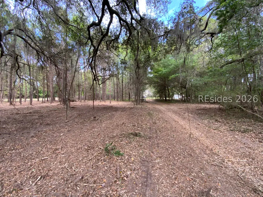 33 Pearl Harbour Drive, Saint Helena Island, SC 29920 - #3