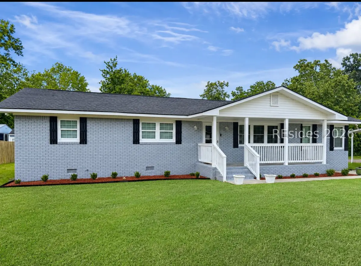 427 Carroll St, Allendale, SC 29810 - #1