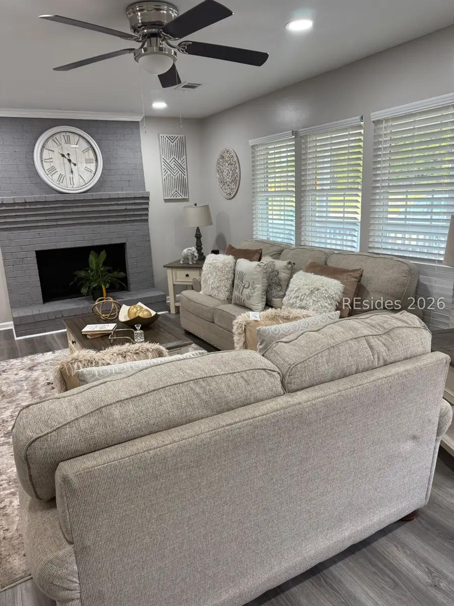 427 Carroll St, Allendale, SC 29810 - #2