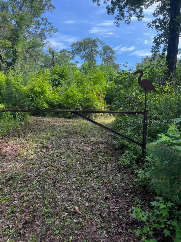 211 Waters Court, Walterboro, SC 29488