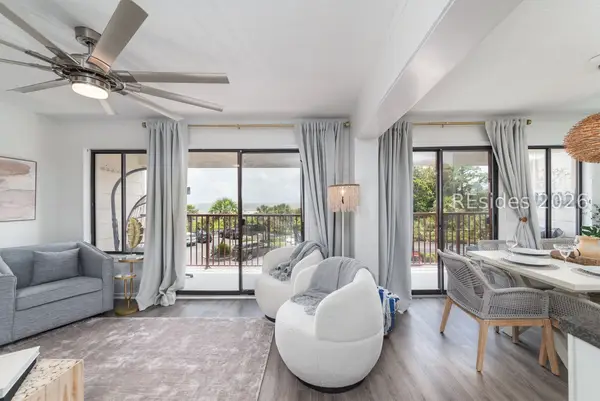 40 Folly Field Road #215, Hilton Head Island, SC 29928