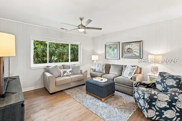 25 Deallyon Avenue #118, Hilton Head Island, SC 29928