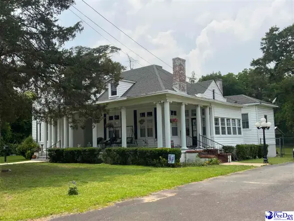 403 W Main St, Bennettsville, SC 29512-1232