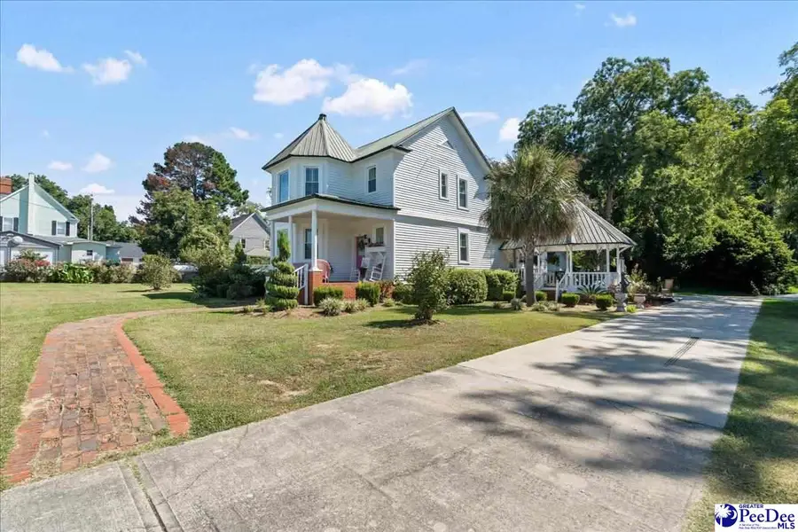 107 S Craig St, Chesterfield, SC 29709-1705 - Image #2