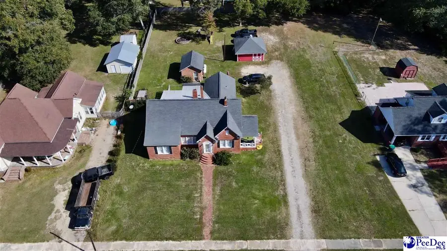 407 N Main St, McColl, SC 29570-1211 - Image #2