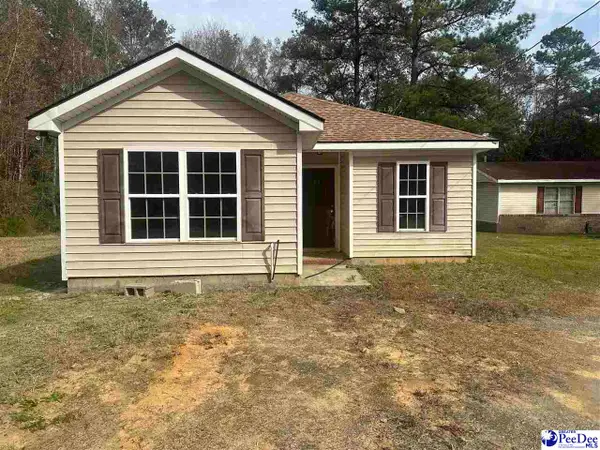 68 Kindale Park Rd, Kingstree, SC 29556