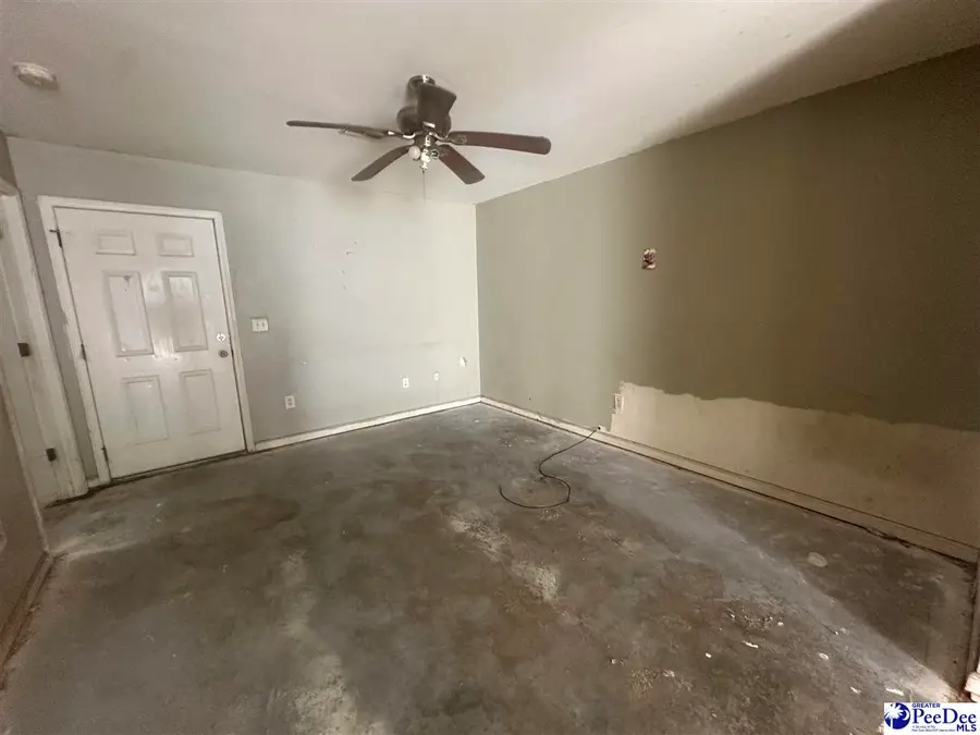 68 Kindale Park Rd, Kingstree, SC 29556 - Image #3