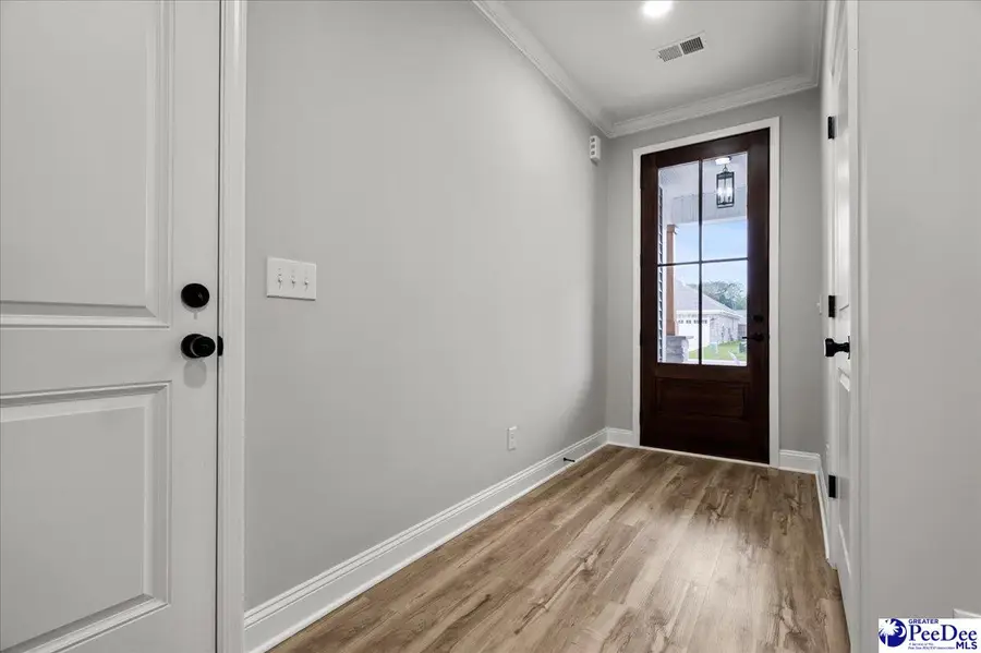 1015 Wessex Dr, Florence, SC 29501 - Image #2